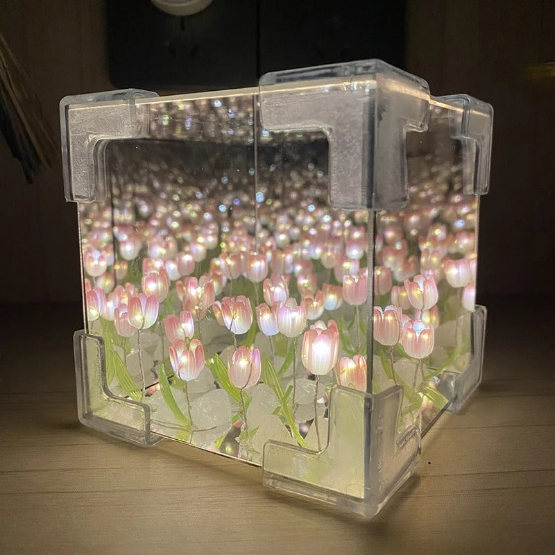 Tulip Mirror Cube