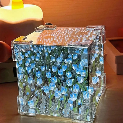 Tulip Mirror Cube