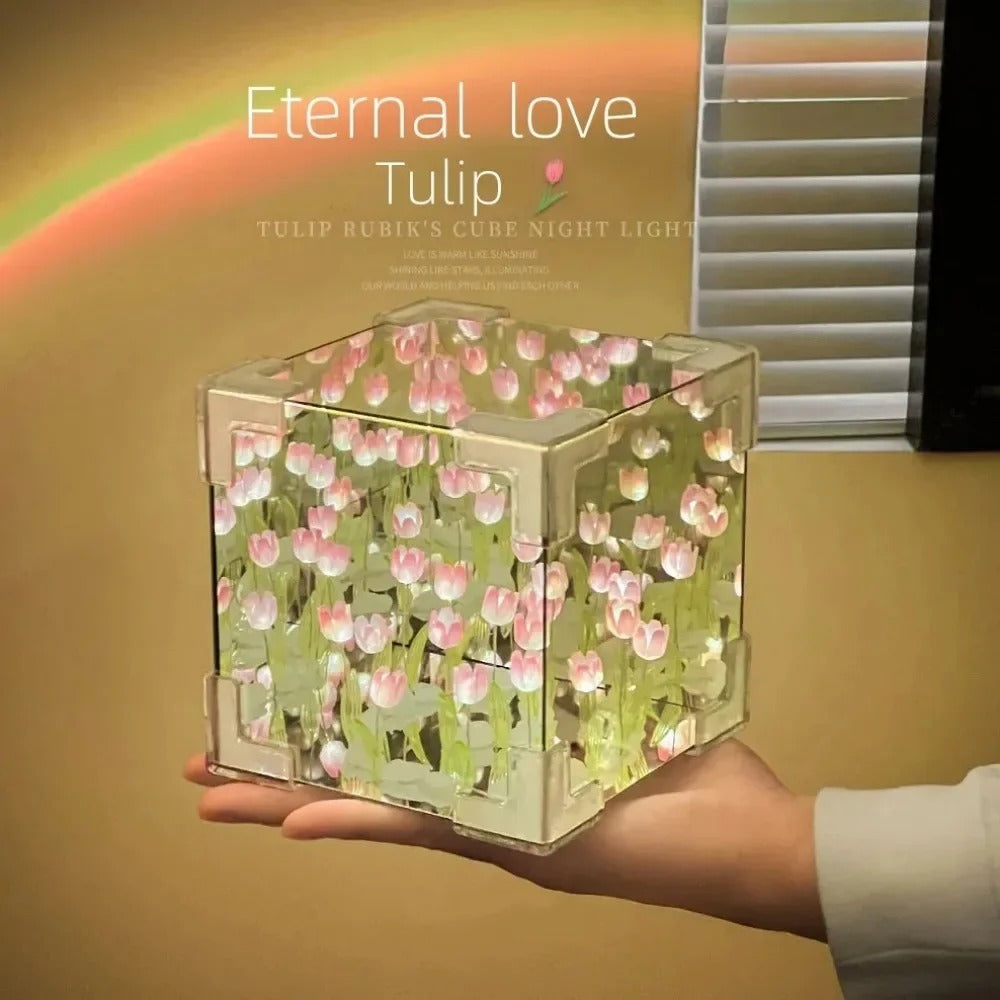 Tulip Mirror Cube